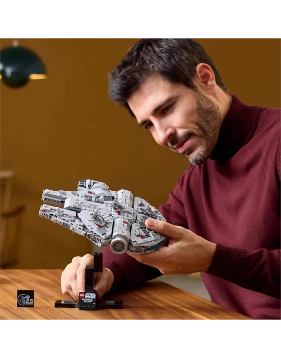 LEGO Star Wars Millennium Falcon 75375