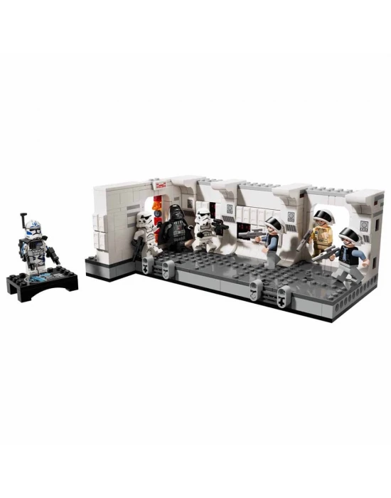 LEGO Star Wars Tantive IV’e Biniş 75387
