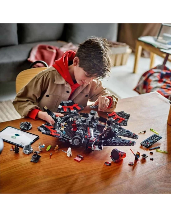 LEGO Star Wars The Dark Falcon 75389