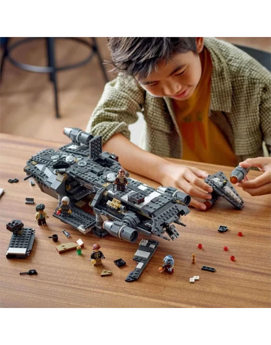 LEGO Star Wars The Onyx Cinder Uzay Aracı 75374