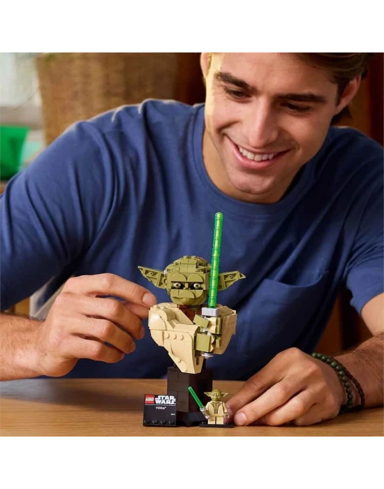 LEGO Star Wars Yoda Büstü 75438