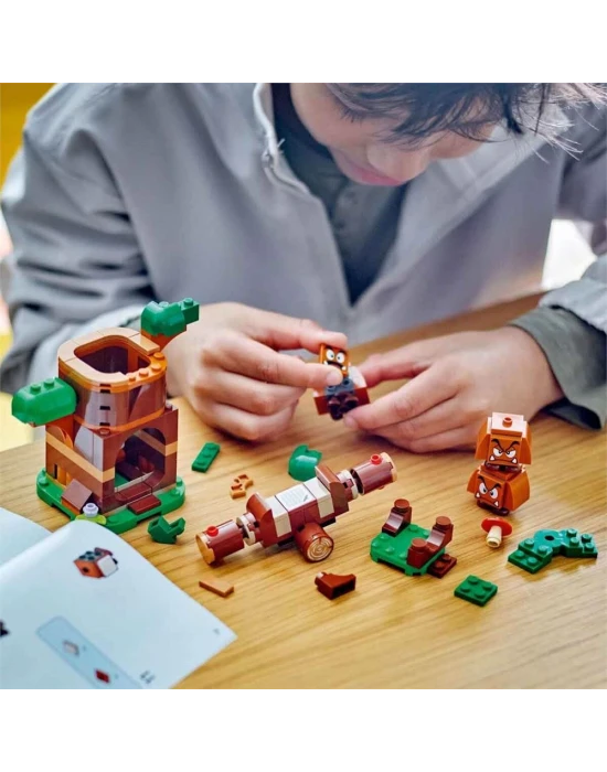 LEGO Super Mario Goomba Oyun Parkı 71433