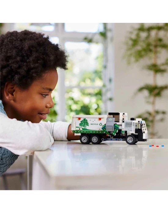 LEGO Technic Mack LR Elektrikli Çöp Kamyonu 42167