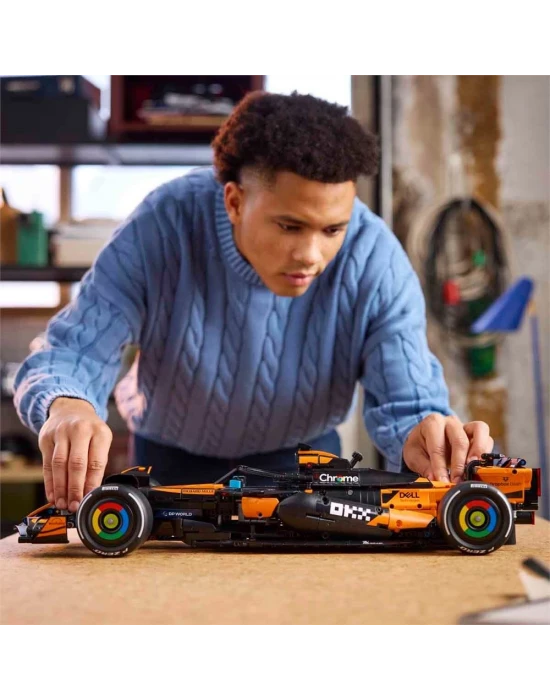 LEGO Technic McLaren MCL39 F1 Araba 42228