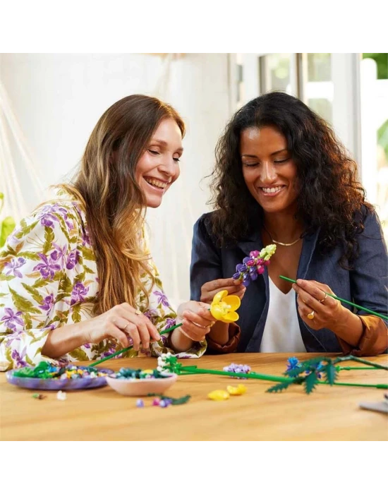 LEGO Icons Kır Çiçekleri Buketi 10313