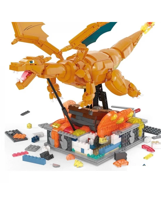 Mega Pokemon Hareketli Charizard HMW05