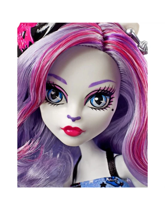 Monster High Denizden Gelen Acayipler Catrine Demew