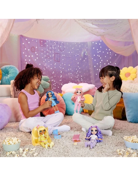 Rainbow High Jr. High Pijama Partisi Bebeği - Sunny Madison