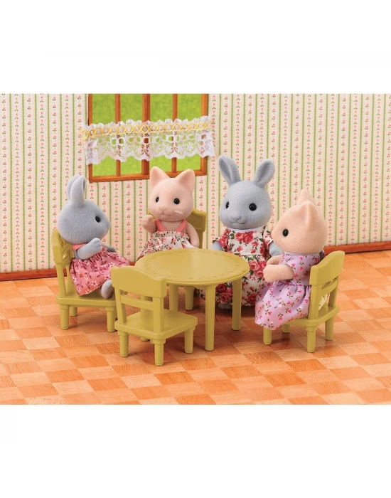 Sylvanian Families Table Chair Set