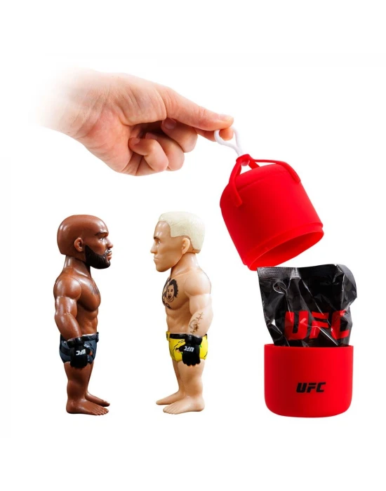 UFC Kafes Dövüşçüleri Boks Torbası Sürpriz Kapsül