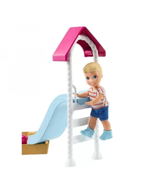 Barbie Bebek Bakıcısı Oyun Seti FXG96