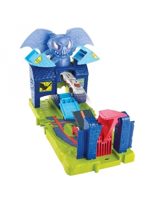 Hot Wheels Şehirde Yaratık Macerasi Yarasa Şato Kapışması FNB08
