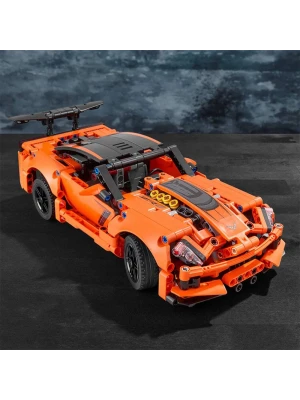 Lego Technic Chevrolet Corvette ZR1