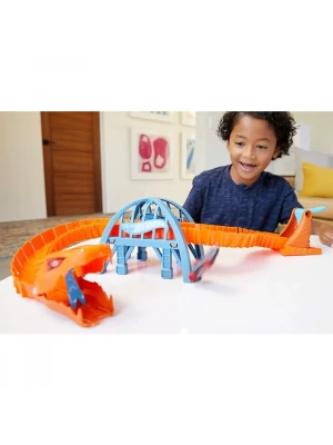 Hot Wheels Yılanlı Köprü Saldırısı Oyun Seti