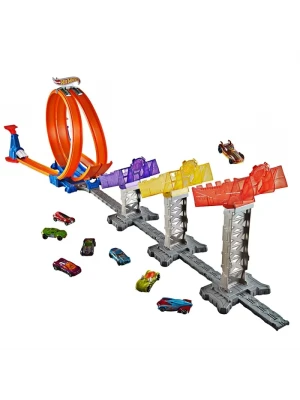 Hot Wheels 3 Kademeli Atlayış Yarış Seti