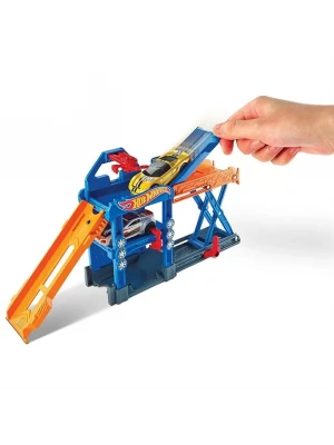 Hot Wheels Hızlı Eğlence Oyun Setleri DWL02