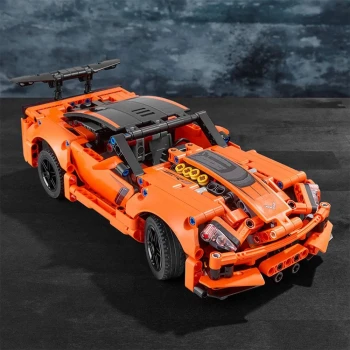 Lego Technic Chevrolet Corvette ZR1