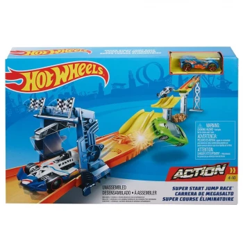 Hot Wheels Süper Atlayış Yarış Seti