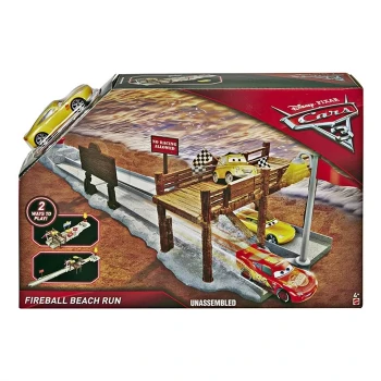 Cars 3 Fireball Plajı Yarışı Oyun Seti
