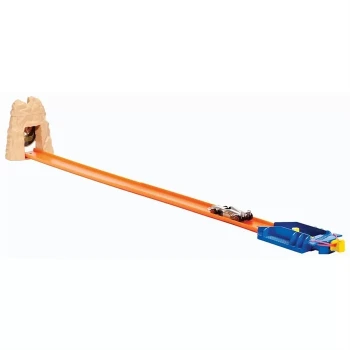 Hot Wheels Yüksek Atlayış Cobra Cave Yarış Seti