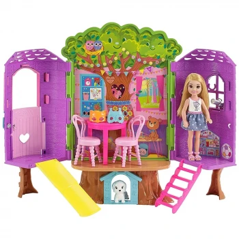 Barbie Club Chelseanin Ağaç Evi FPF83