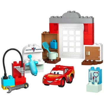 LEGO DUPLO Disney Cars McQueen’in Doc’un Garajını Ziyareti 10456