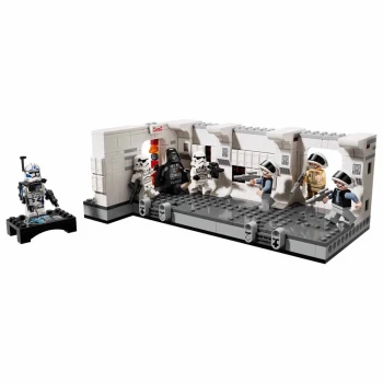 LEGO Star Wars Tantive IV’e Biniş 75387