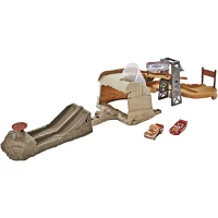 Cars 3 Gece Yarısı Atlayışı Oyun Seti