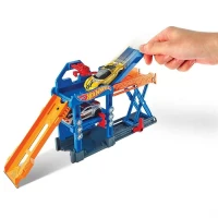 Hot Wheels Hızlı Eğlence Oyun Setleri DWL02