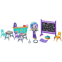 My Little Pony Equestria Girls Principal Celestia Ders Sınıfı Oyu