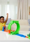Hot Wheels Mutant Kaosu Çemberde Yarış Oyun Seti JMK91