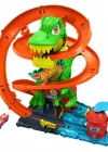 Hot Wheels T-Rex ve İtfaiye İstasyonu Oyun Seti JBM73