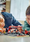 LEGO City Ferrari Arabalı F1 Pit Stop ve Pit Ekibi 60443