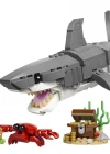 LEGO Creator Acımasız Köpek Balığı ile Hazine Sandığı 31381
