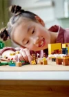 LEGO Minecraft Arı Evi 21241