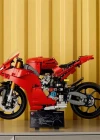 LEGO Technic Ducati Panigale V4 S Motosiklet 42202