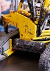 LEGO Technic Liebherr Paletli Vinç LR 13000 42146