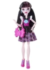 Monster High Okulunda İlk Gün Acayip Bebekleri Draculaura