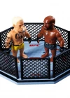 UFC Kafes Dövüşçüleri Boks Torbası Sürpriz Kapsül