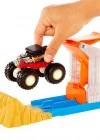 Hot Wheels Monster Trucks Fırlat ve Çarpış Oyun Seti