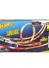Hot Wheels Yüksek Atlayış Yarış Seti