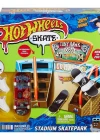 Hot Wheels Stadyum Kaykay Parkı Oyun Seti