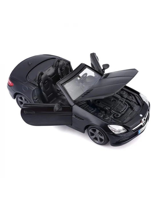 Maisto 1:24 Mercedes-Benz SLK-Class Matte Black