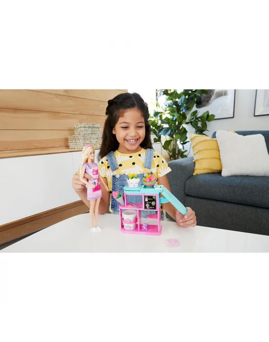 Barbie Çiçekçi Bebek ve Oyun Seti