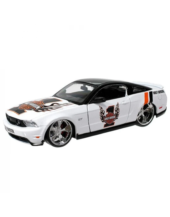 Maisto Ford Mustang GT 1:24 Model Araba Beyaz