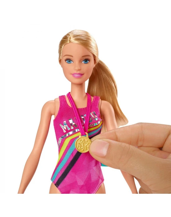 Yüzücü Barbie Oyun Seti
