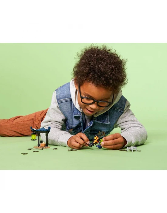 Lego Ninjago Efsanevi Savaş Seti - Cole ile Hayalet Savaşçı