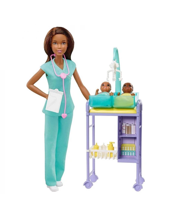Barbie Bebek Doktoru Oyun Seti GKH24