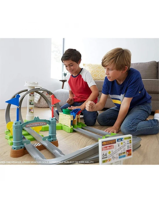 Hot Wheels Mario Kart Çılgın Dönüş Parkuru Yarış Seti