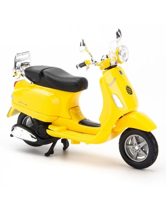Maisto 1:18 Vespa LXV 2013 Model Motorsiklet